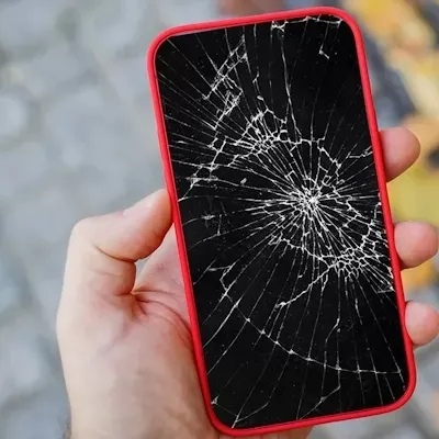 Hizmet Görseli: Tüm Telefon Ekran Değişimi